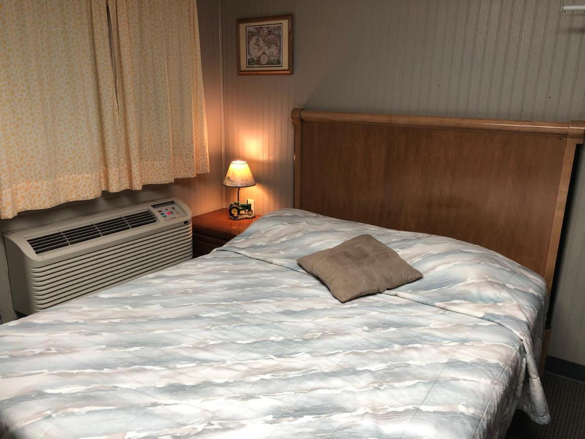 Town N' Country Motel Canistota Eksteriør billede